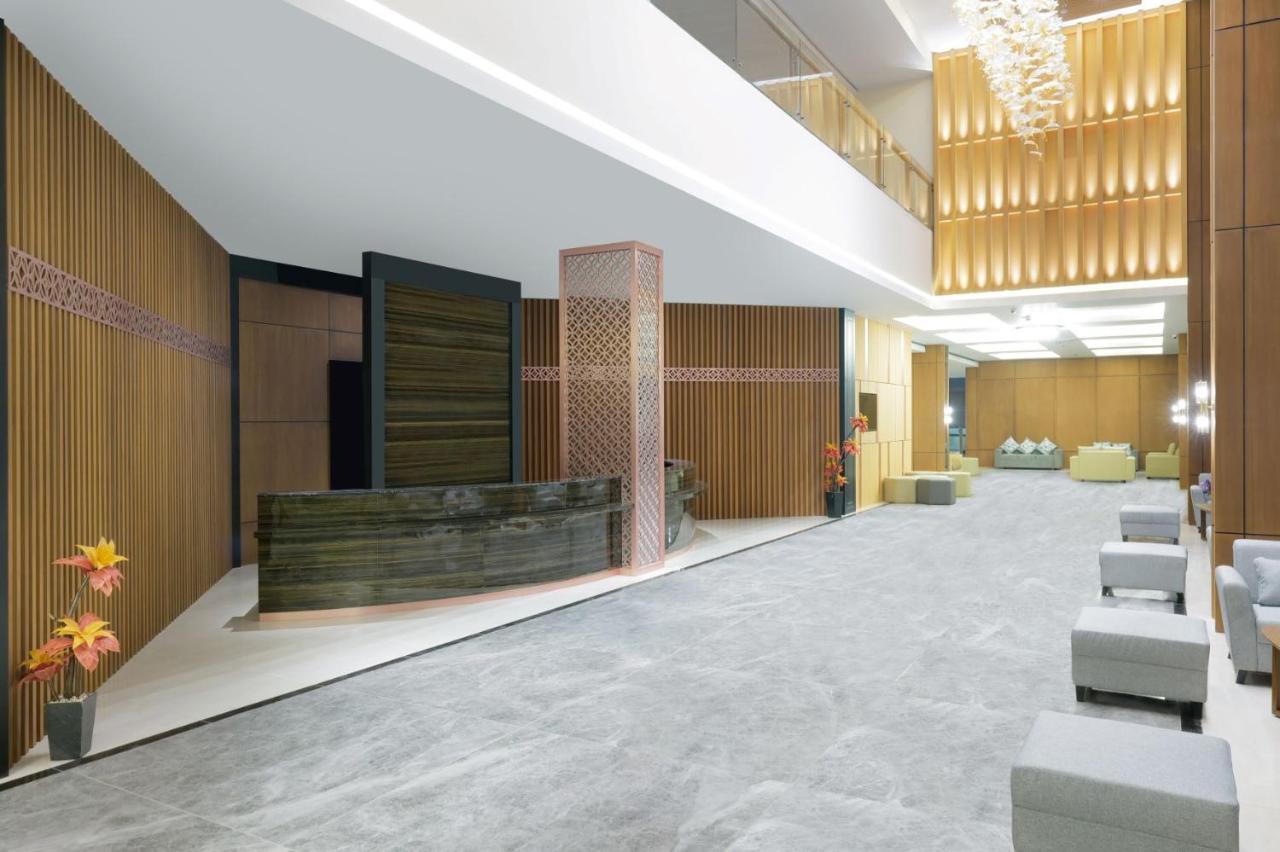Fox Harris Hotel & Convention Banjarnegara Екстериор снимка